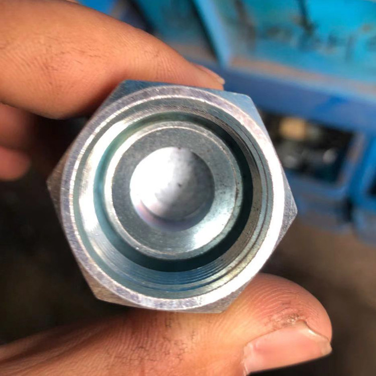 高压油管总成